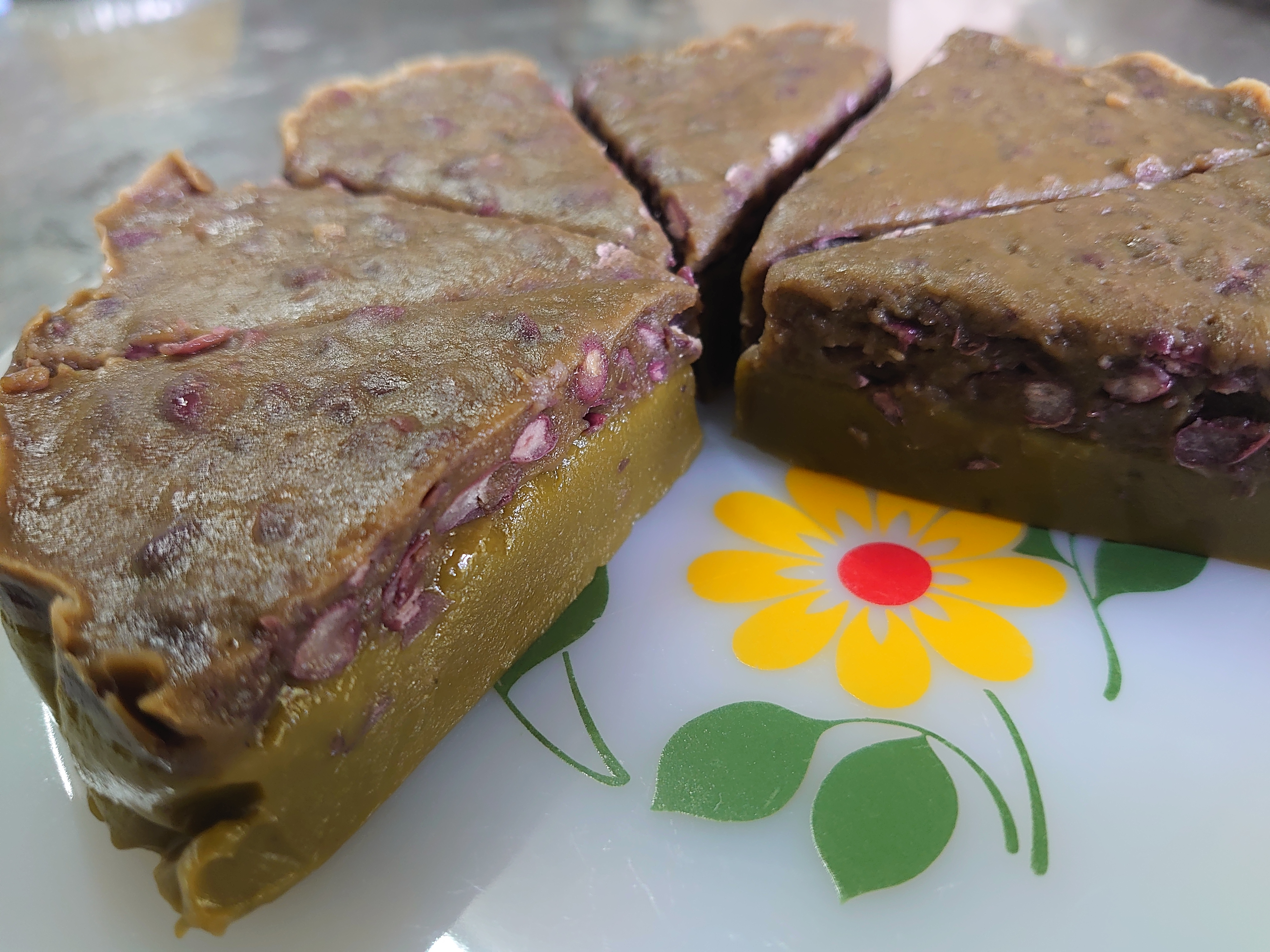 小豆と抹茶のもちもち米粉ケーキ（ホール）